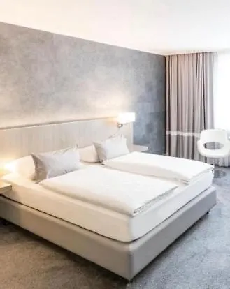 Pearl Platinium In Old Town